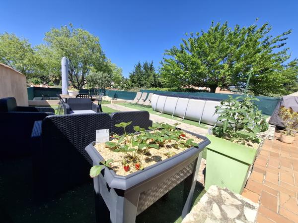 Maison T4 / 84m² Jardin, Piscine, Parking privé