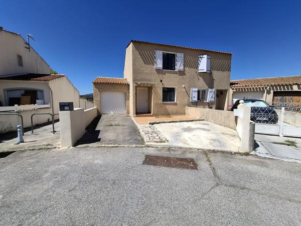Maison T4 / 84m² Jardin, Piscine, Parking privé