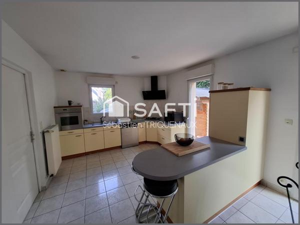 SAINT JEAN DE LINIERES, MAISON 3 CHAMBRES