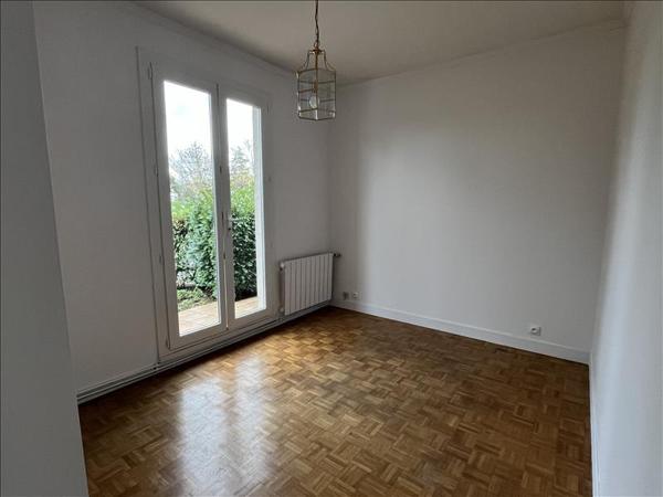 Maison à louer 897 € CC CASTRES 4 p 97 m² DPE D