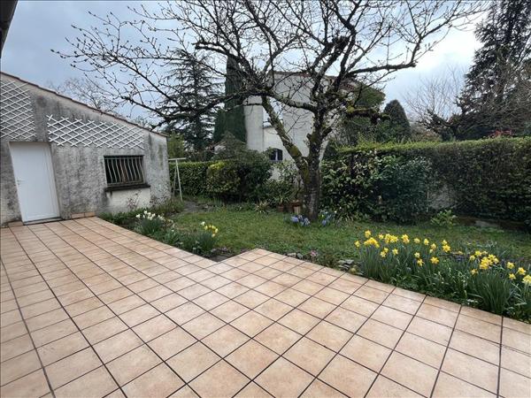 Maison à louer 897 € CC CASTRES 4 p 97 m² DPE D