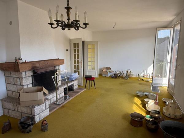 Maison Moulins 7 pièce(s) 180 m2 + garage + dépendance + puits