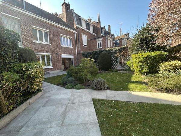 Maison à vendre à Cambrai dans le Nord (59400), ref : 59083-2614   
Centre-Ville