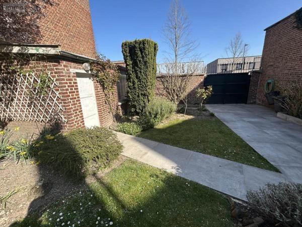 Maison à vendre à Cambrai dans le Nord (59400), ref : 59083-2614   
Centre-Ville