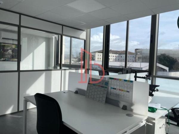 Bureau de 150 m² à louer à Bordeaux Sud-Ouest