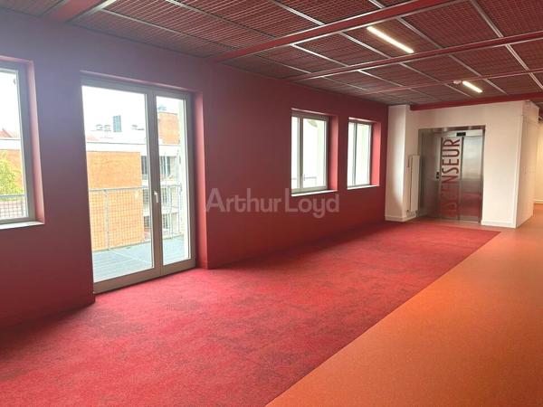 BUREAUX à LOUER de 1065 m²