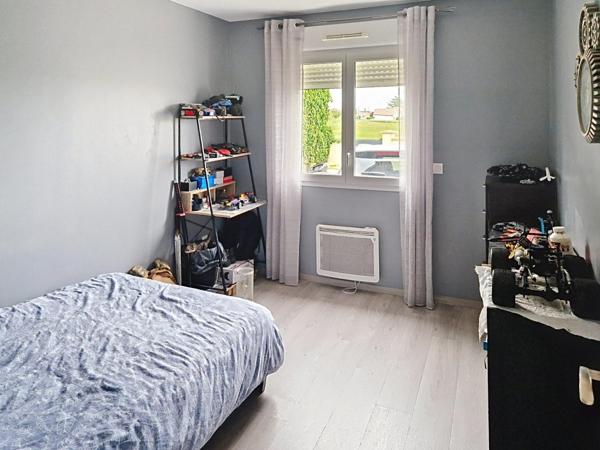 Maison 110 m2 - Terrain 416 m2 - 4 chambres - RER C et D