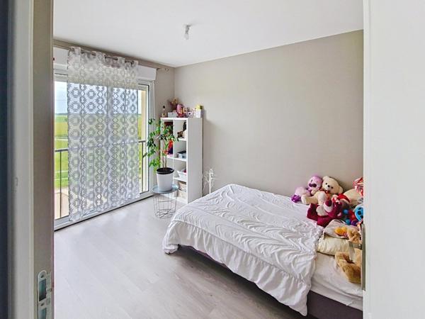 Maison 110 m2 - Terrain 416 m2 - 4 chambres - RER C et D