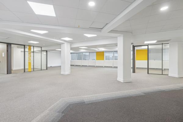 Bureaux à louer à Suresnes vue Seine dans immeuble rénové et labellisé