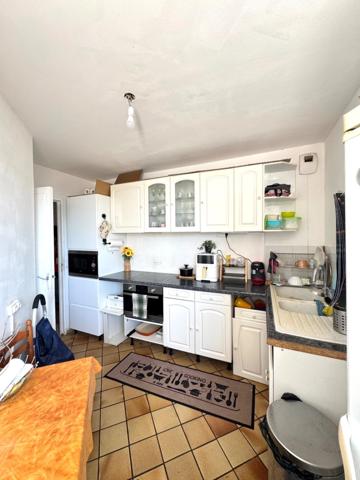 Appartement à vendre spacieux F4 avec deux balcons