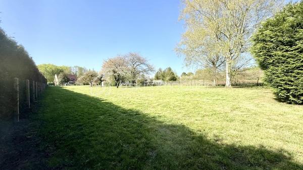 Terrain de 2 448 m²