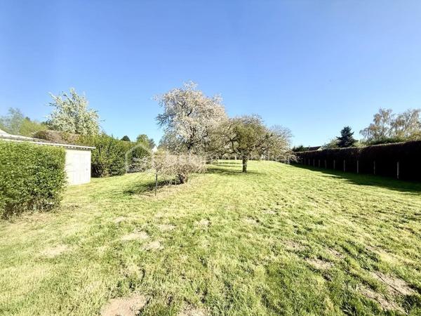 Terrain de 2 448 m²