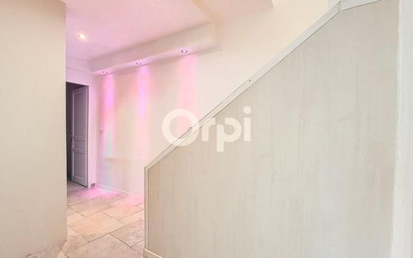 Appartement à vendre    4 pièces • 99,65 m2 Villeneuve-Loubet