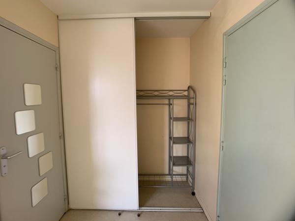 Appartement
                                                                                                                                                                                                                                                                                                                        1 pièce(s)                                                                                                                                                                                                          1 chambre(s)                                                                                                                                                                                                          24.63  m²