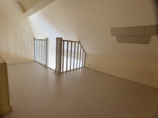 Appartement
                                                                                                                                                                                                                                                                                                                        1 pièce(s)                                                                                                                                                                                                          1 chambre(s)                                                                                                                                                                                                          24.63  m²