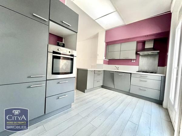 Maison à louer 4 pièces 85.7m² Armentières (59280)