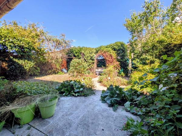 CHARMANTE MAISON 134m2 AU SACRE COEUR !!