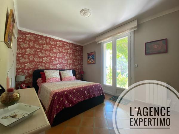 Uchaux (84100) Très belle maison de 171 m2 sur une parcelle de 2700 m2