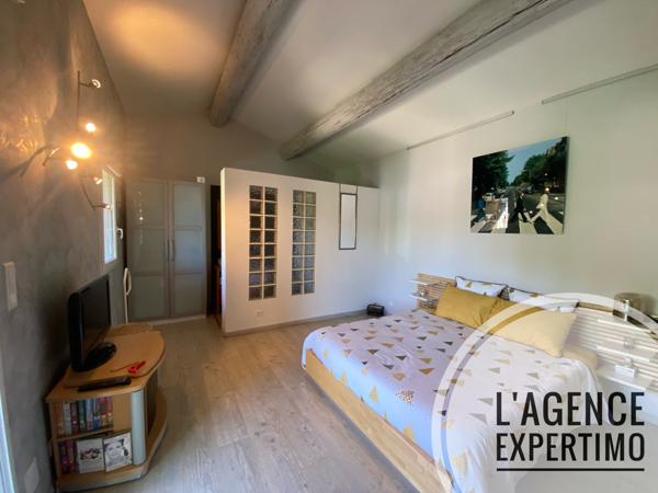 Uchaux (84100) Très belle maison de 171 m2 sur une parcelle de 2700 m2