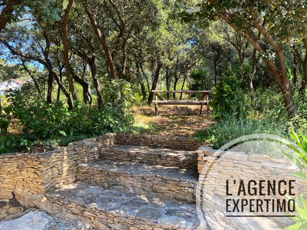 Uchaux (84100) Très belle maison de 171 m2 sur une parcelle de 2700 m2