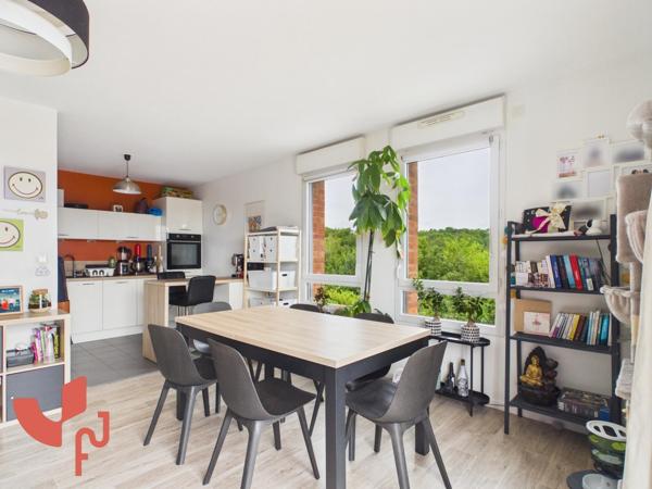 T3 lumineux avec balcon et parking en sous-sol