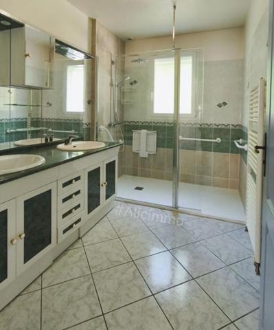 Maison Sezanne 7 pièce(s) 167 m2
