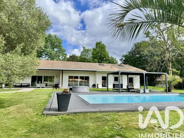 Maison à vendre 6 pièces 180 m² Salles