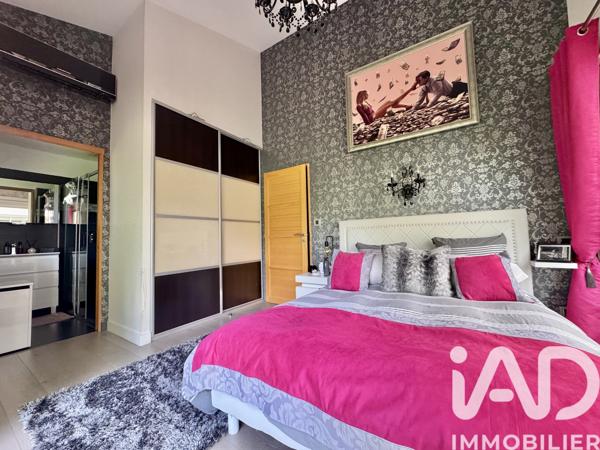 Maison à vendre 6 pièces 180 m² Salles
