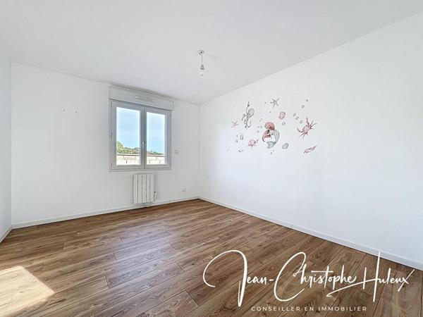 30320 MARGUERITTES -Villa  6 pièce(s) 115 m2  de plain pied sans vis a vis