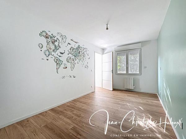 30320 MARGUERITTES -Villa  6 pièce(s) 115 m2  de plain pied sans vis a vis