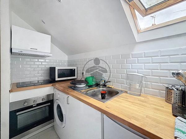 Vente                                                      Immeuble
                        
                                         76 m2                     à Saint-Quentin