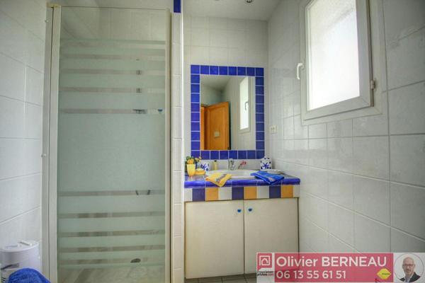 Villa d'architecte à Arcangues 6 pièce(s) 163 m2 - Piscine + SPA