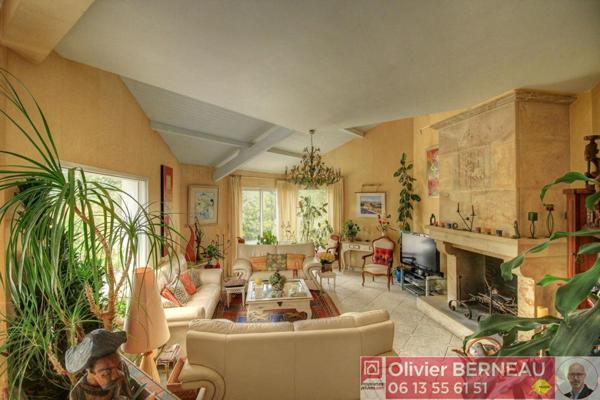 Villa d'architecte à Arcangues 6 pièce(s) 163 m2 - Piscine + SPA