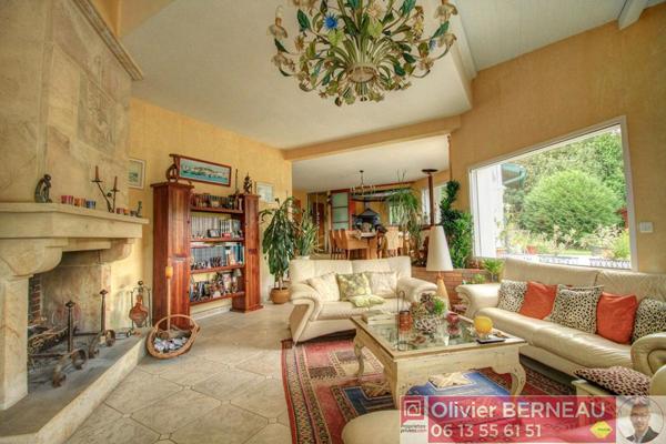 Villa d'architecte à Arcangues 6 pièce(s) 163 m2 - Piscine + SPA