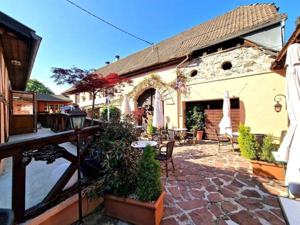 Ensemble immobilier murs et fonds