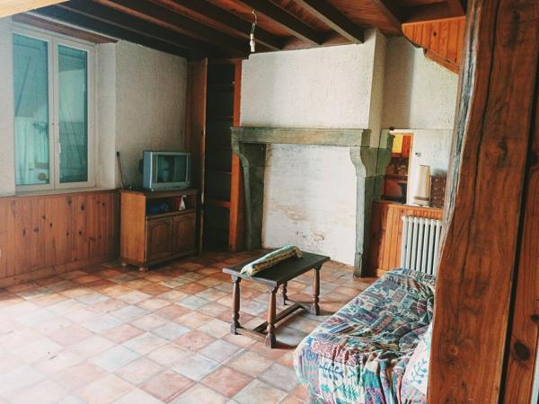 Maison à vendre 5 pièces SAINT PRIEST BRAMEFANT (63)