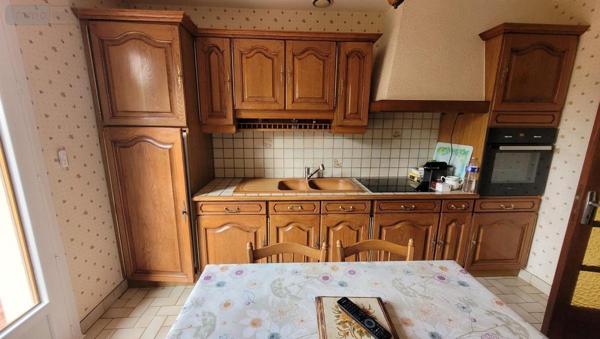 Maison à vendre à Sablé-sur-Sarthe dans la Sarthe (72300), ref : 72068-2133