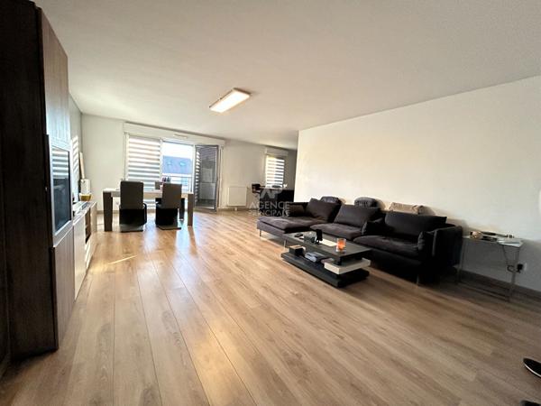 Appartement Carrieres Sous Poissy 4 pièce(s) €379 000 ** - Référence 8672