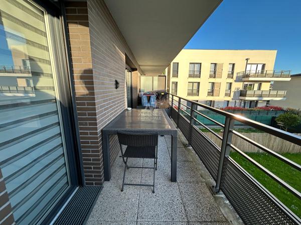 Appartement Carrieres Sous Poissy 4 pièce(s) €379 000 ** - Référence 8672