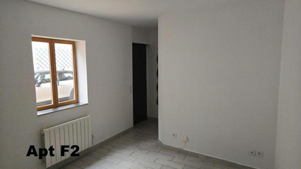 DREUX 28-2 Apts=1 F1 bis 27.6m2 & 1 F2 36.0m2+ place parking