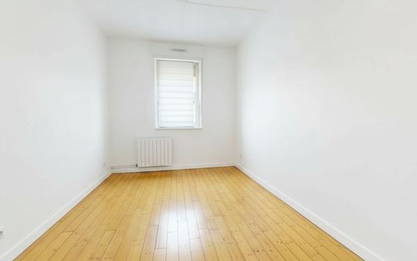 Appartement à vendre    3 pièces • 50 m2 Bischheim