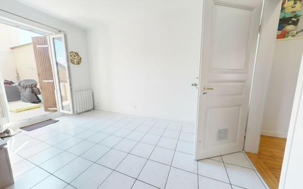 Appartement à vendre    3 pièces • 50 m2 Bischheim