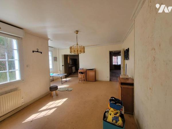 Maison à rénover dans le bourg