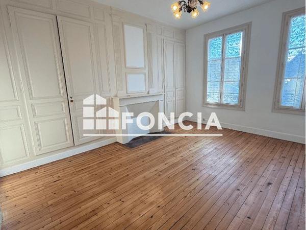 Location Appartement 2 pièces 55 m² - 56 RUE DU PONT FOUCHARD Saumur 49400
