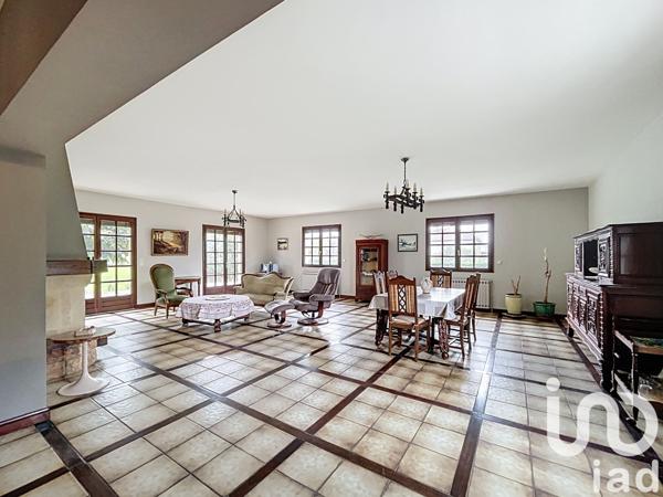 Maison à vendre 6 pièces 225 m² Genas