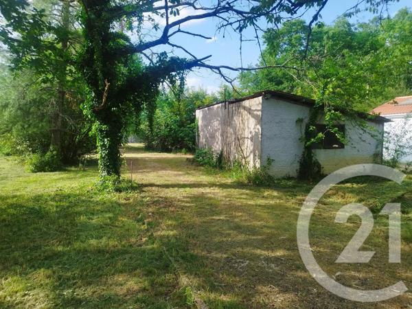 Terrain à vendre  1397 m 2   PESSAC  - 33