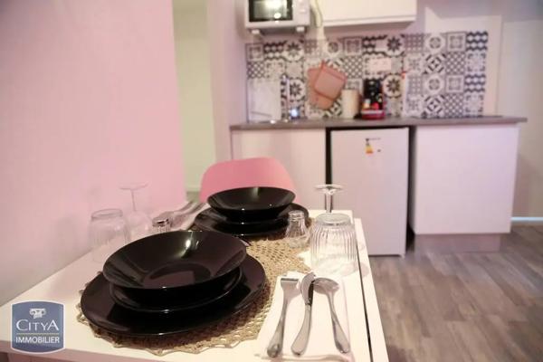 Appartement à louer 1 pièce 17m² Saint-Quentin (02100)