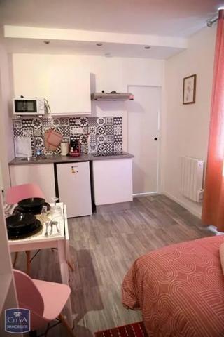 Appartement à louer 1 pièce 17m² Saint-Quentin (02100)