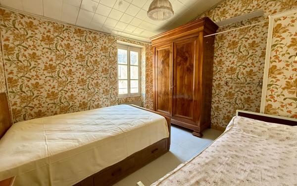 Maison à vendre    5 pièces •  Le Château-d'Oléron