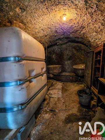 Maison à vendre 7 pièces 120 m² Saint Geniez d'Olt et d'Aubrac